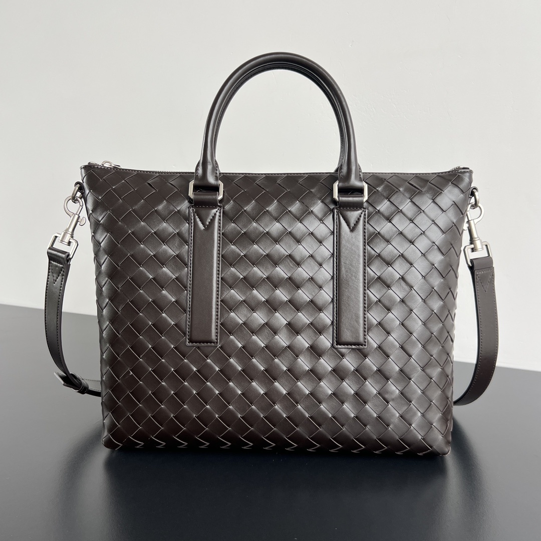 보테가베네타 Bottega Veneta Large Intrecciato Leather Tote Bag in Dark Brown