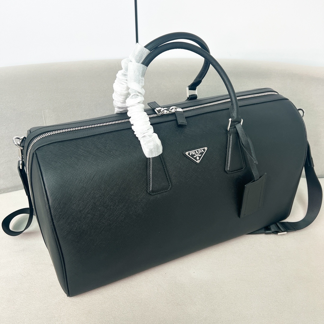 프라다 Prada Black Saffiano Leather Travel Bag