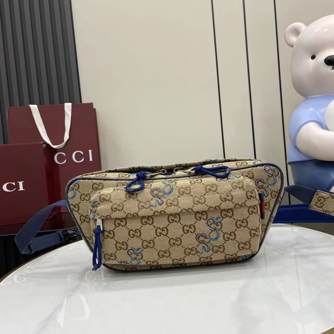 구찌 GG 캔버스 라지 슬링백 베이지 및 브라운