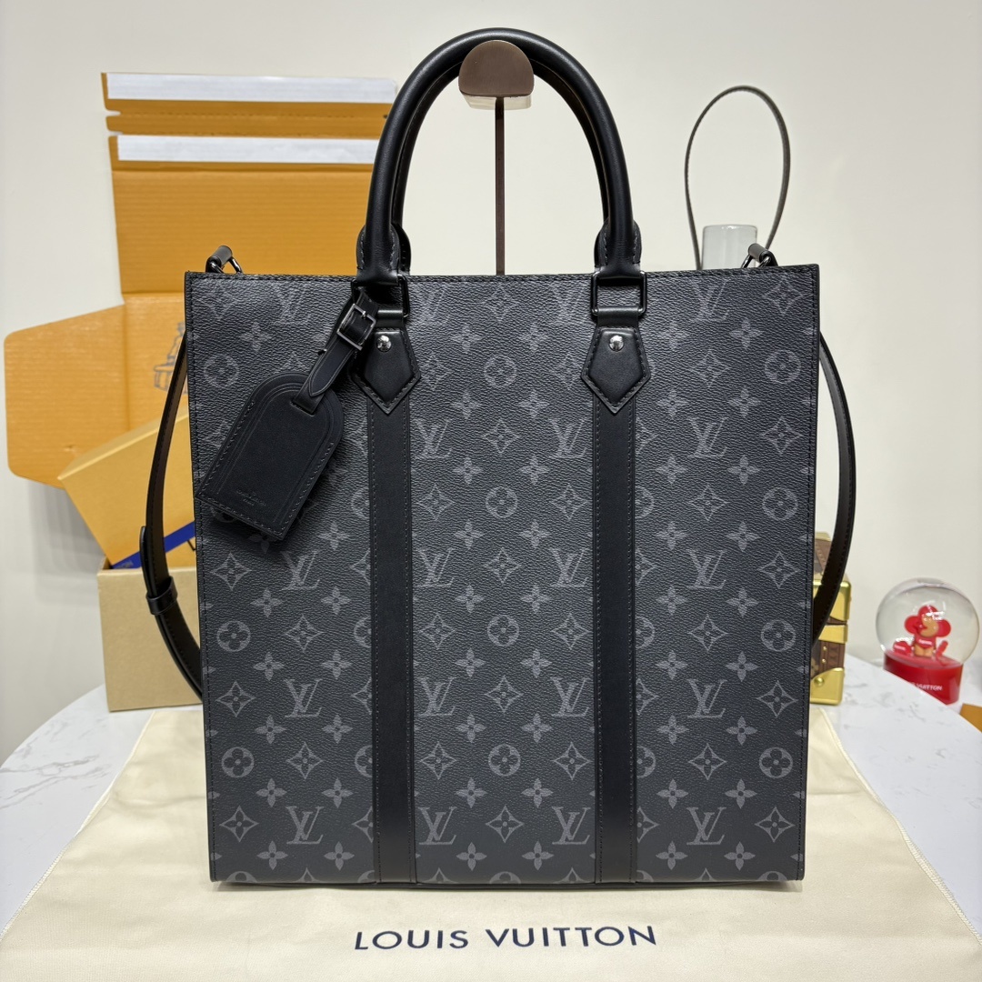 루이비통 Louis Vuitton Sac Plat in Monogram Eclipse Black and Gray
