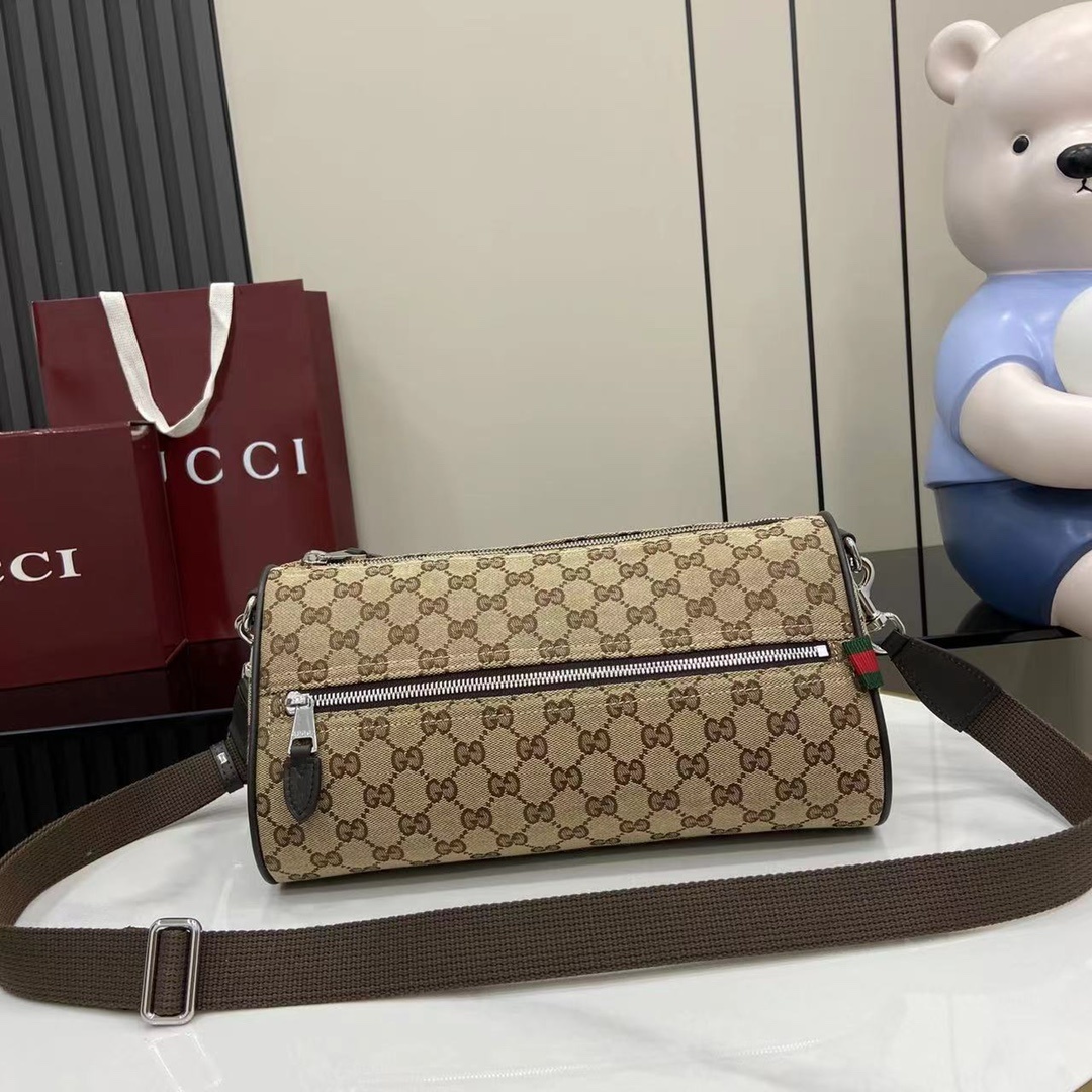 구찌 Gucci Tag Small Crossbody Bag in Beige GG Supreme Canvas