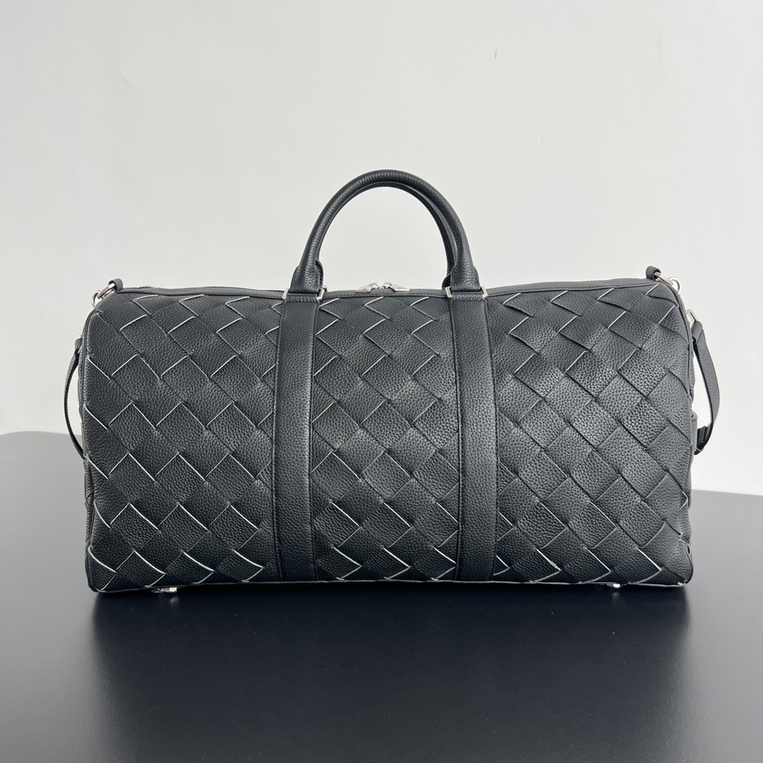 보테가베네타 Bottega Veneta Intrecciato Duffle Bag in Black
