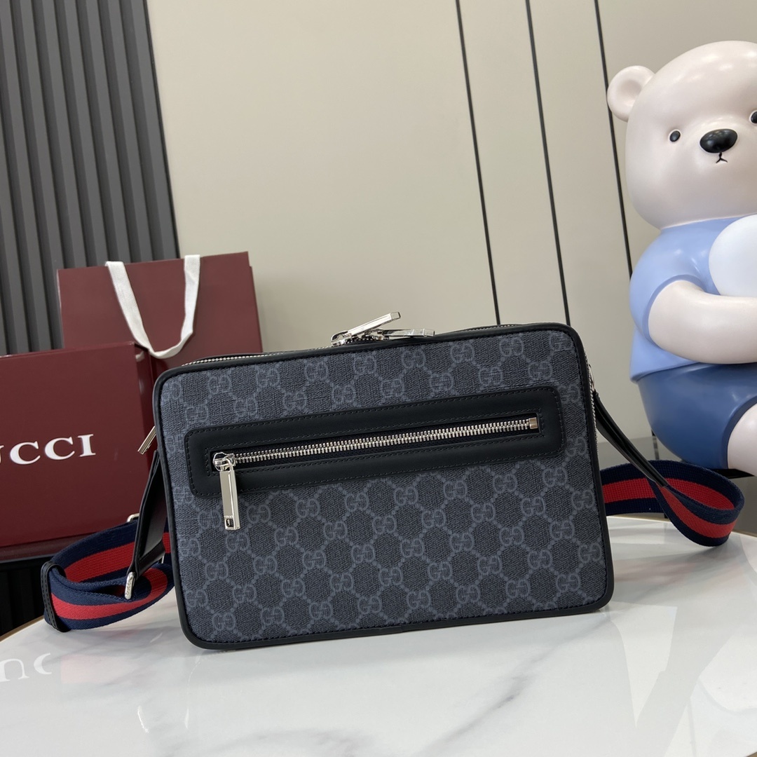 구찌 Gucci GG Supreme Small Messenger Bag – Black/Grey