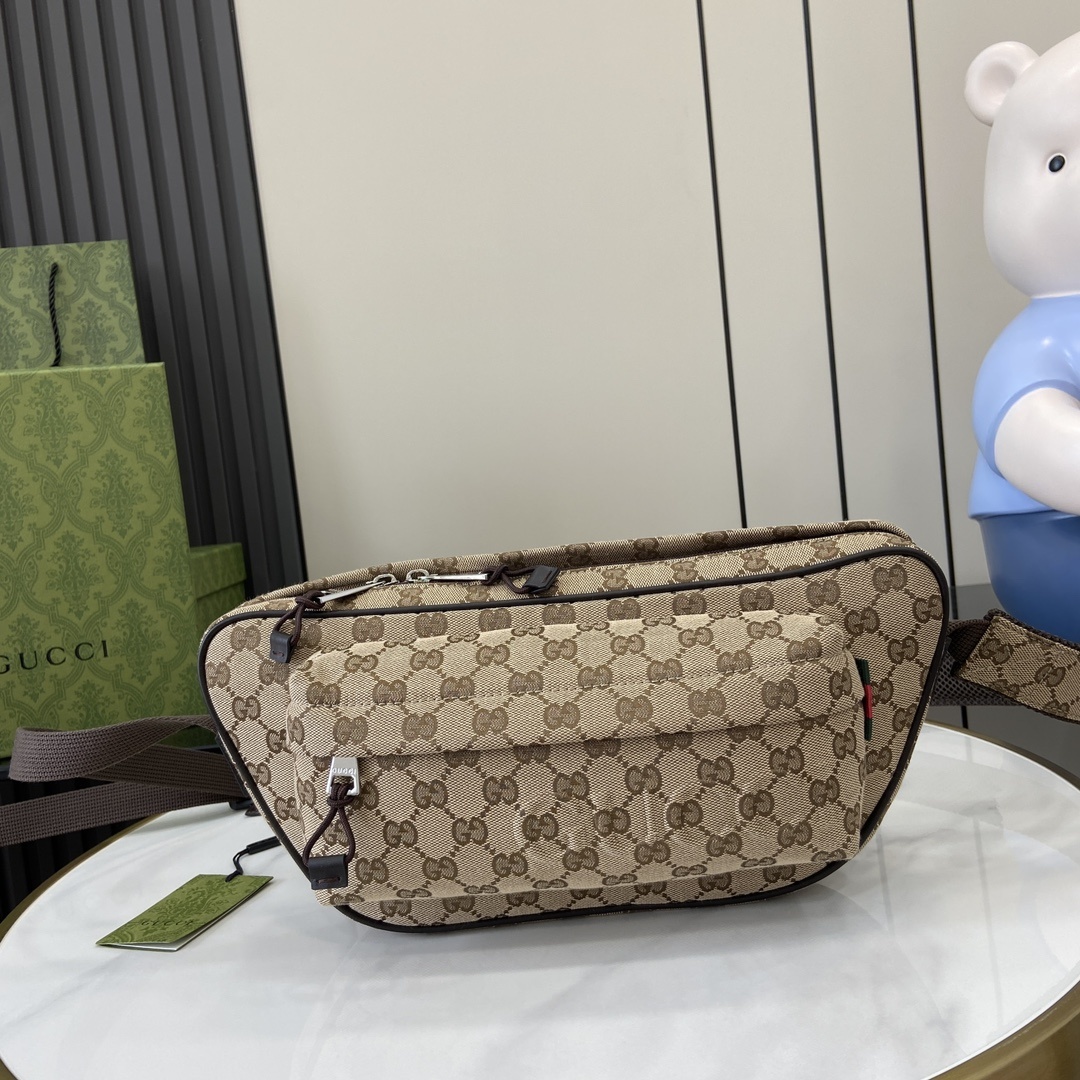 구찌 GG 캔버스 벨트백 베이지 및 브라운