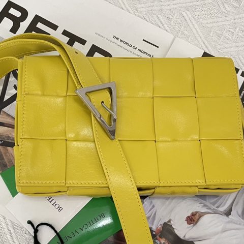 보테가베네타 Bottega Veneta Yellow Cassette Intreccio Crossbody Bag
