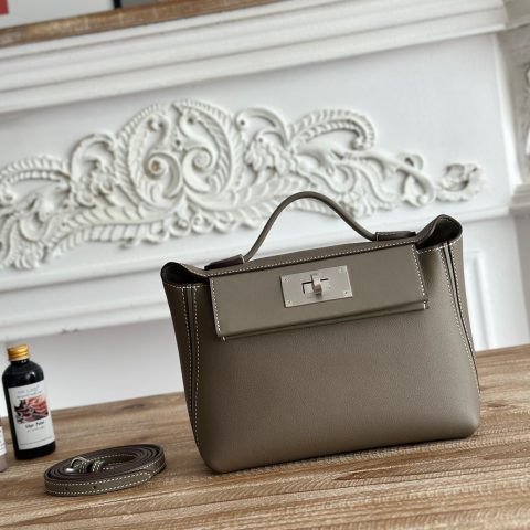 에르메스 Hermès Kelly Retourne Bag in Taupe