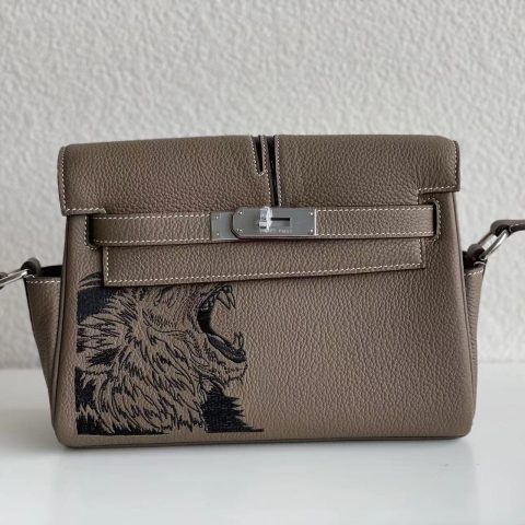 에르메스 Hermès Kelly Messenger Bag, Taupe with Embroidered Tiger