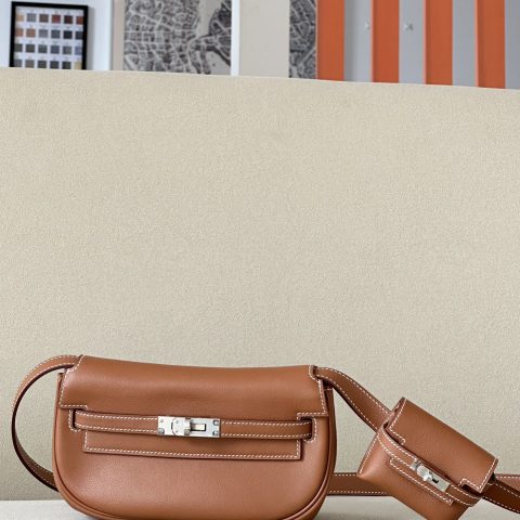 에르메스 Hermès Kelly Moove Crossbody Bag in Brown
