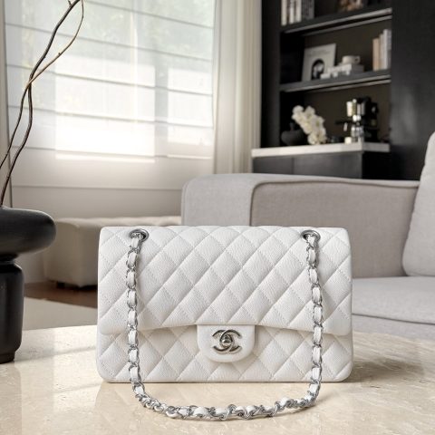 샤넬 Chanel Classic Flap Bag – White