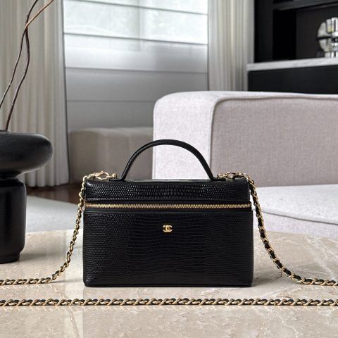 샤넬 Chanel Black Lizard-Embossed Top-Handle Chain Bag
