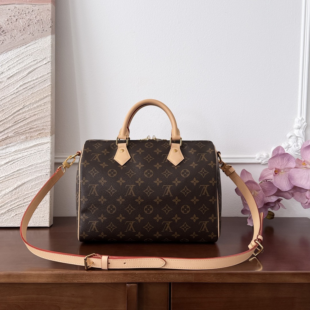 루이비통 Louis Vuitton Speedy Bandoulière 30 Monogram Canvas Bag Brown