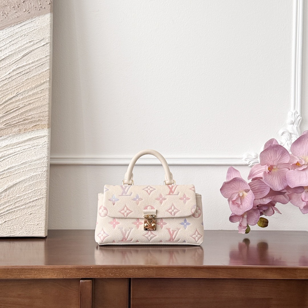 루이비통 Louis Vuitton Nano Madeleine Handbag in Cream Pastel Multicolor