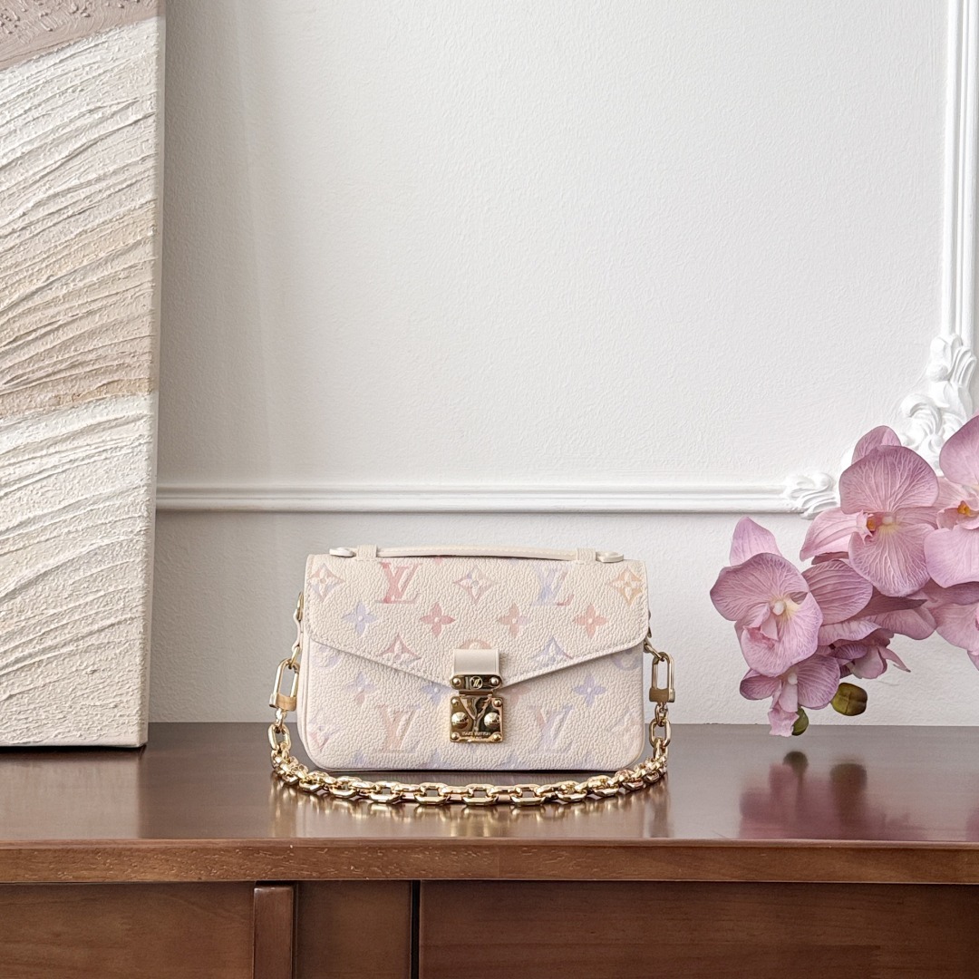 루이비통 Louis Vuitton Pochette Métis East West Pastel Multicolor