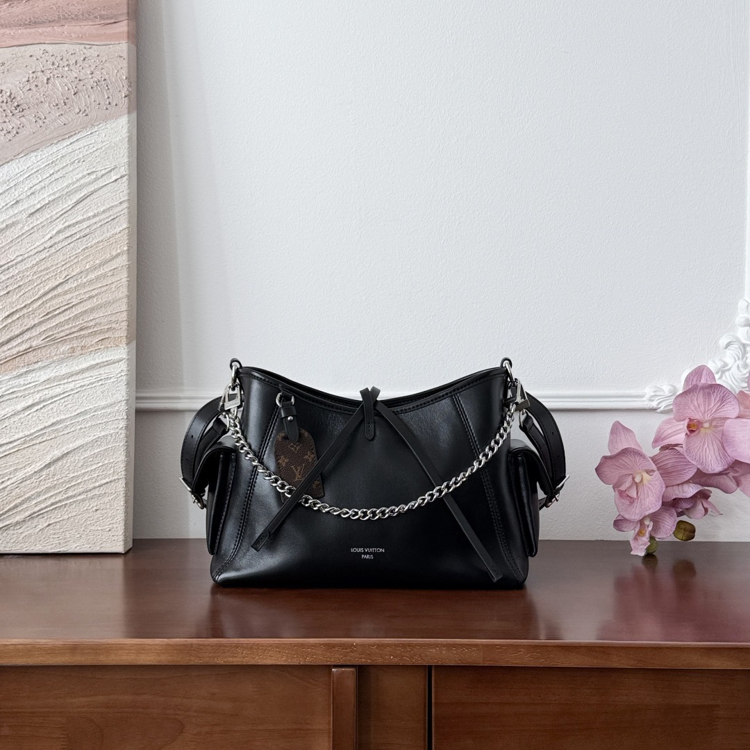 루이비통 Louis Vuitton CarryAll Cargo Vibe PM Shoulder Bag - Black
