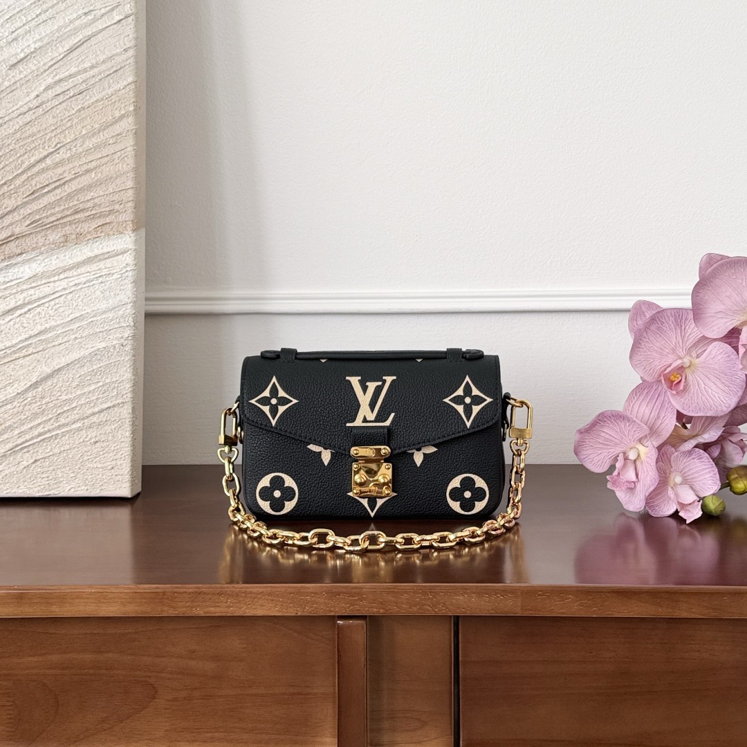루이비통 Louis Vuitton Pochette Métis East-West Monogram Empreinte Bag – Black/Cream