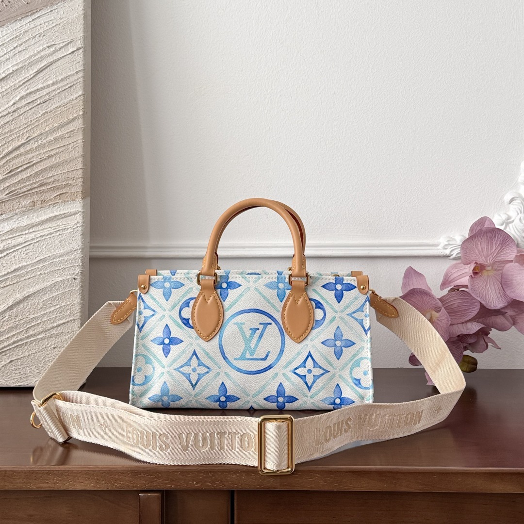 루이비통 Louis Vuitton OnTheGo East West Blue By The Pool Blue and White
