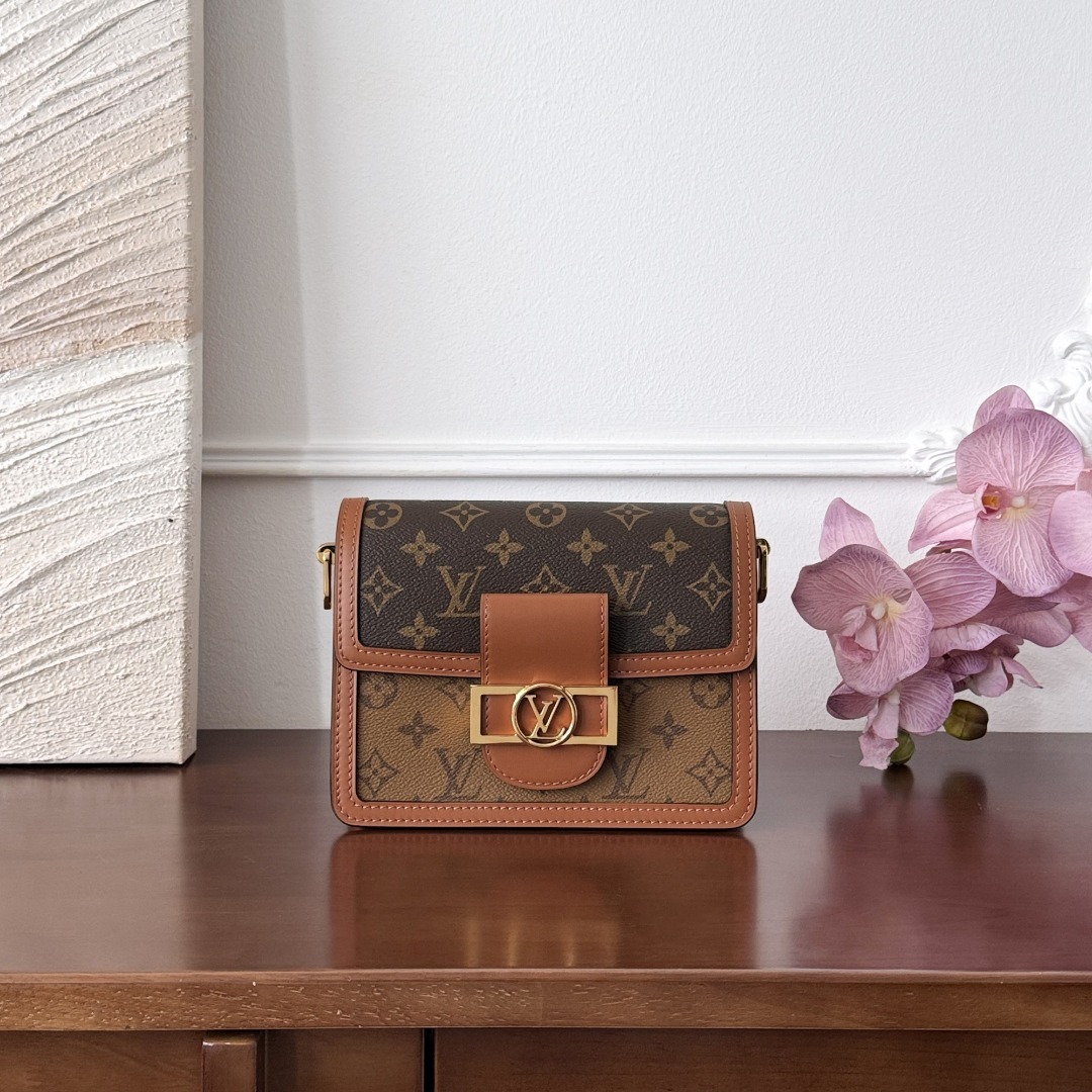 루이비통 Louis Vuitton Mini Dauphine Bag in Brown Monogram Reverse Canvas