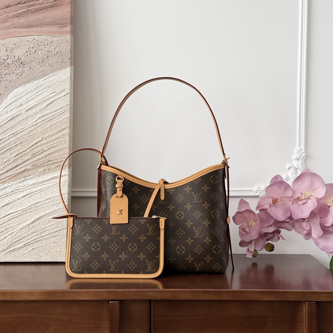 루이비통 Louis Vuitton CarryAll PM Bag in Monogram Canvas Brown