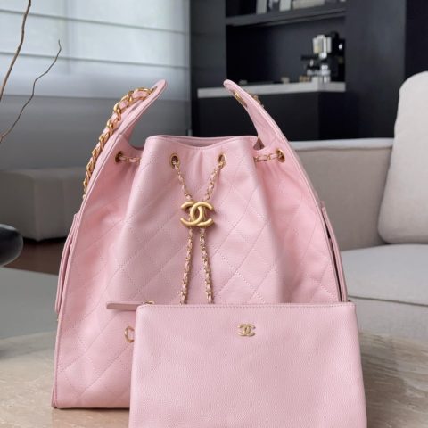 샤넬 Chanel Pink Quilted Drawstring Hobo Bag with Pouch Light pink