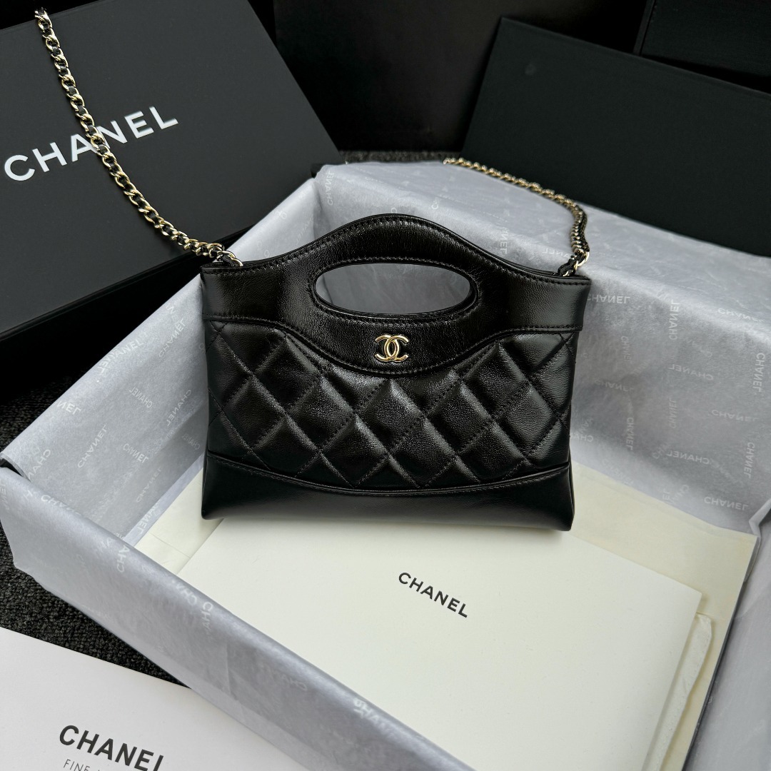 샤넬 Chanel Quilted Mini Top-Handle Bag Black