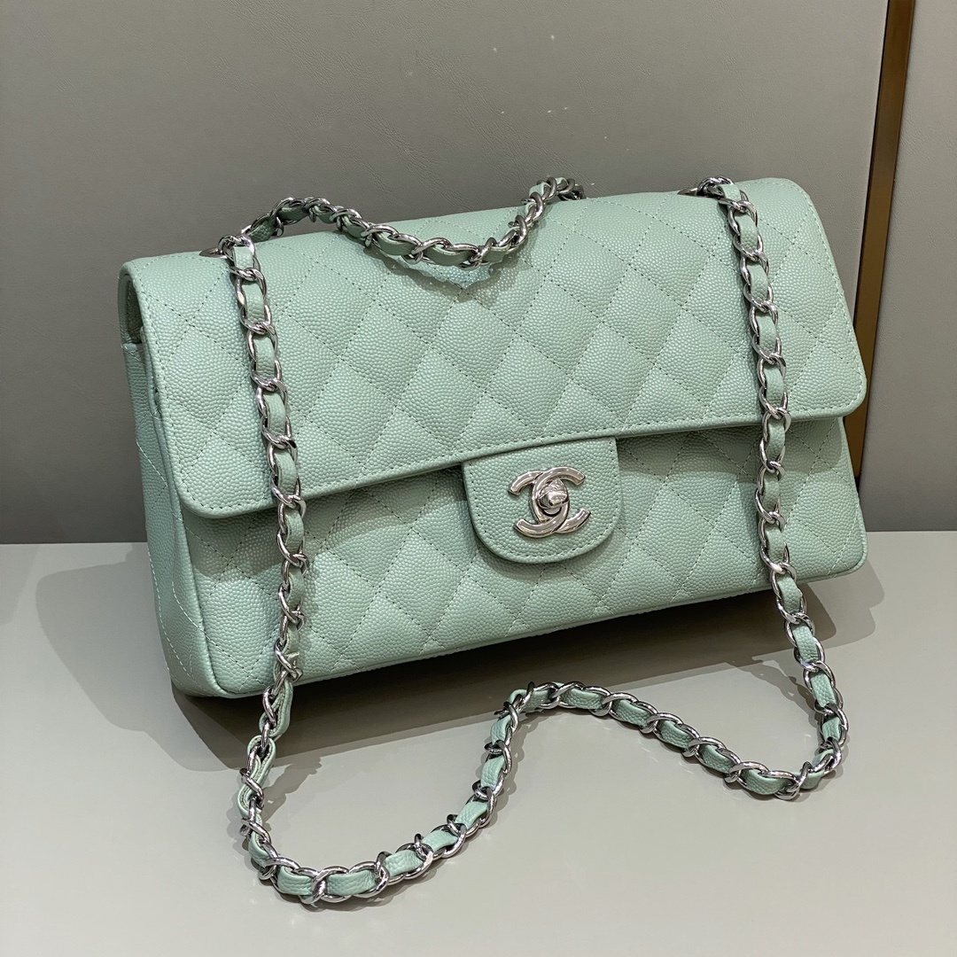 샤넬 Chanel Classic Flap Bag in Mint Green Caviar Leather