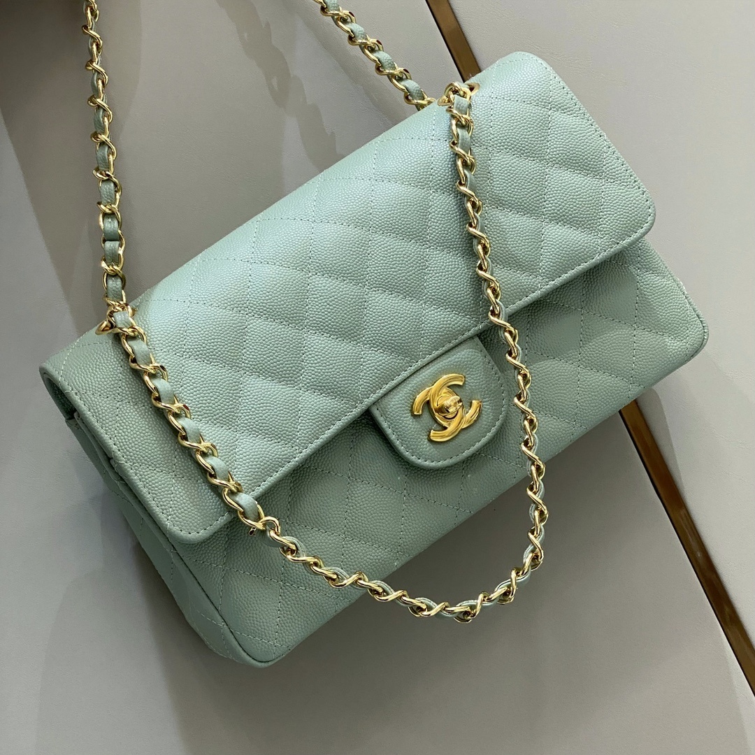 샤넬 Chanel Small Classic Flap Bag in Mint Green