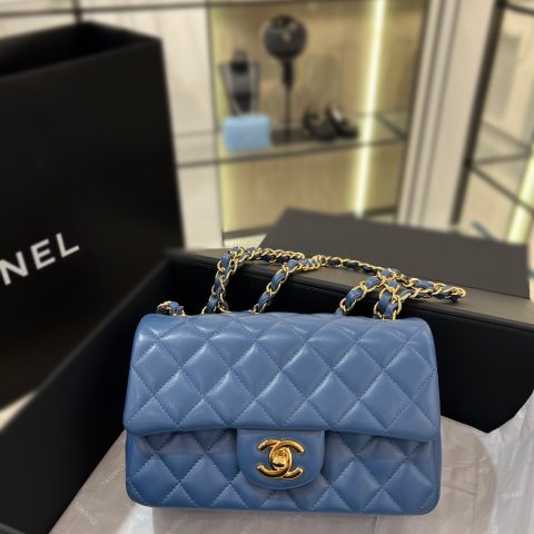 샤넬 Chanel Classic Flap Bag Blue
