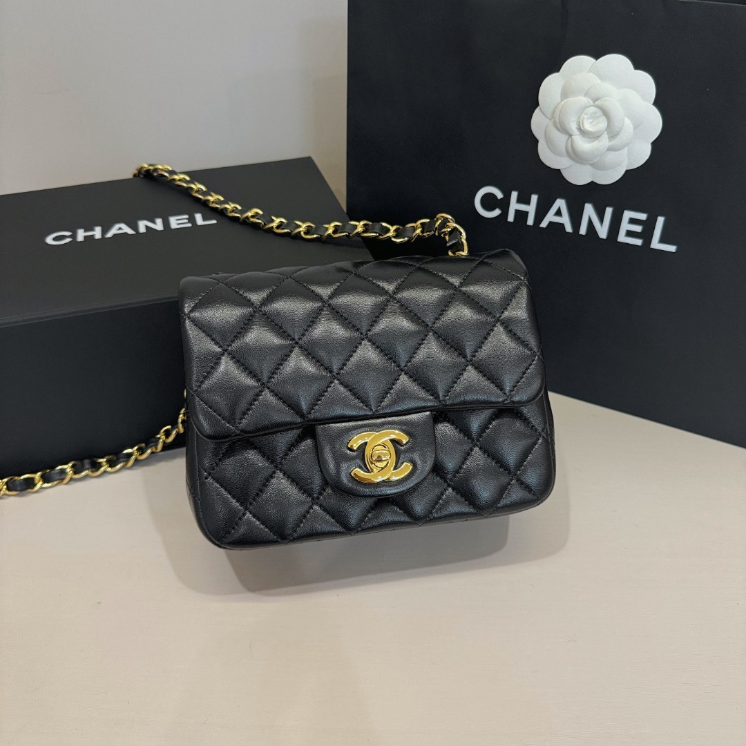 샤넬 Chanel Square Mini Classic Flap Bag Black